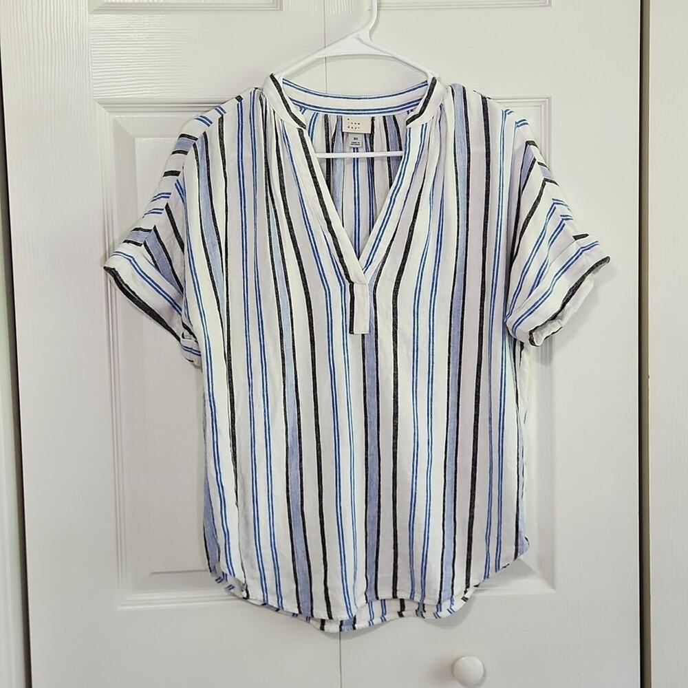 A New Day White Blue Pin Striped Rolled Cuff Sleeve V-neck Linen Blend Shirt XS